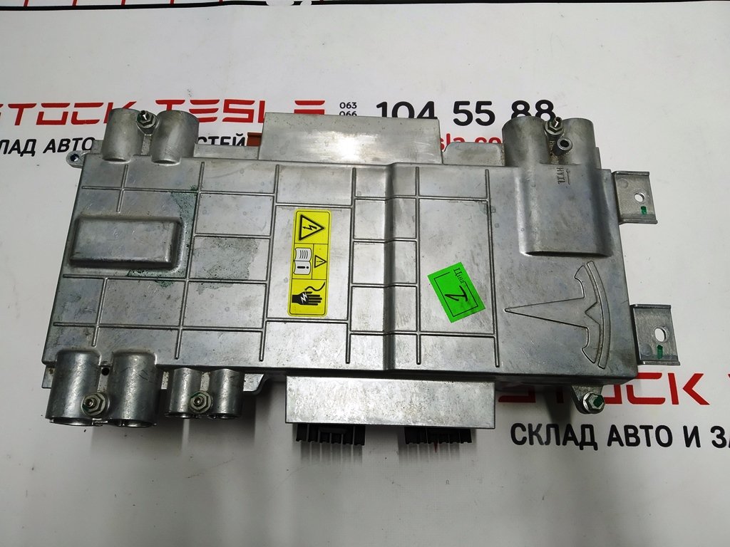 9 Джаншен бокс 2-я генерация Tesla model S 1021154-02-J